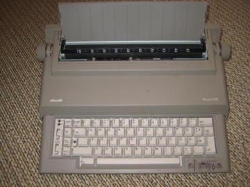 Olivetti Praxis 100 - Elektrische schrijfmachine - typemachine