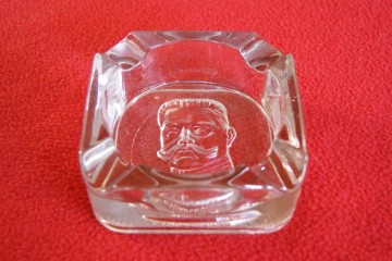 Zeer zeldzame asbak – Von Hindenburg – vierkant – glas