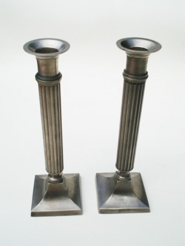 Kandelaars – Neo-classicistisch – Vertind messing  - set van 2 stuks