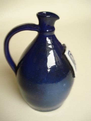 Handgemaakte blauwe kruik
