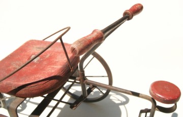 Oud poppenfietsje – Riksja model – 4-wieler