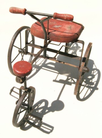 Oud poppenfietsje – Riksja model – 4-wieler