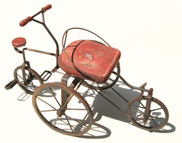 Oud poppenfietsje – Riksja model – 4-wieler